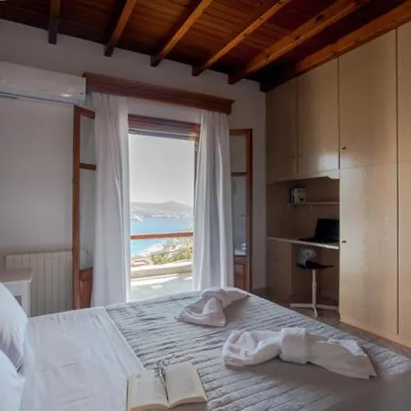 Faros Complex * Páros